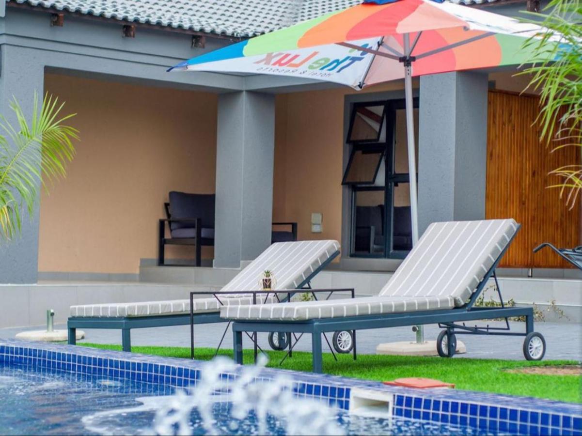 The Lux Hotel And Resorts หลุยส์ทริคาร์ดท์ ภายนอก รูปภาพ