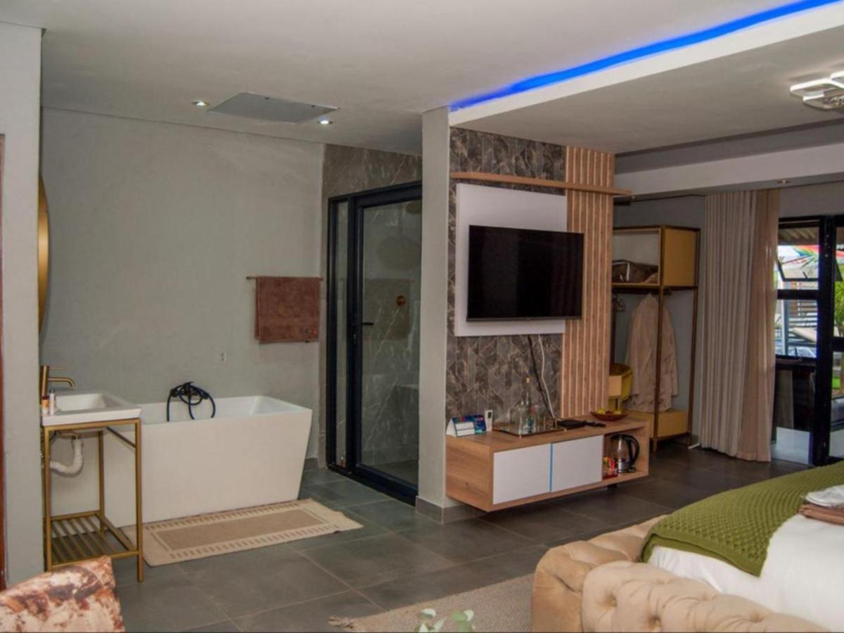The Lux Hotel And Resorts หลุยส์ทริคาร์ดท์ ภายนอก รูปภาพ