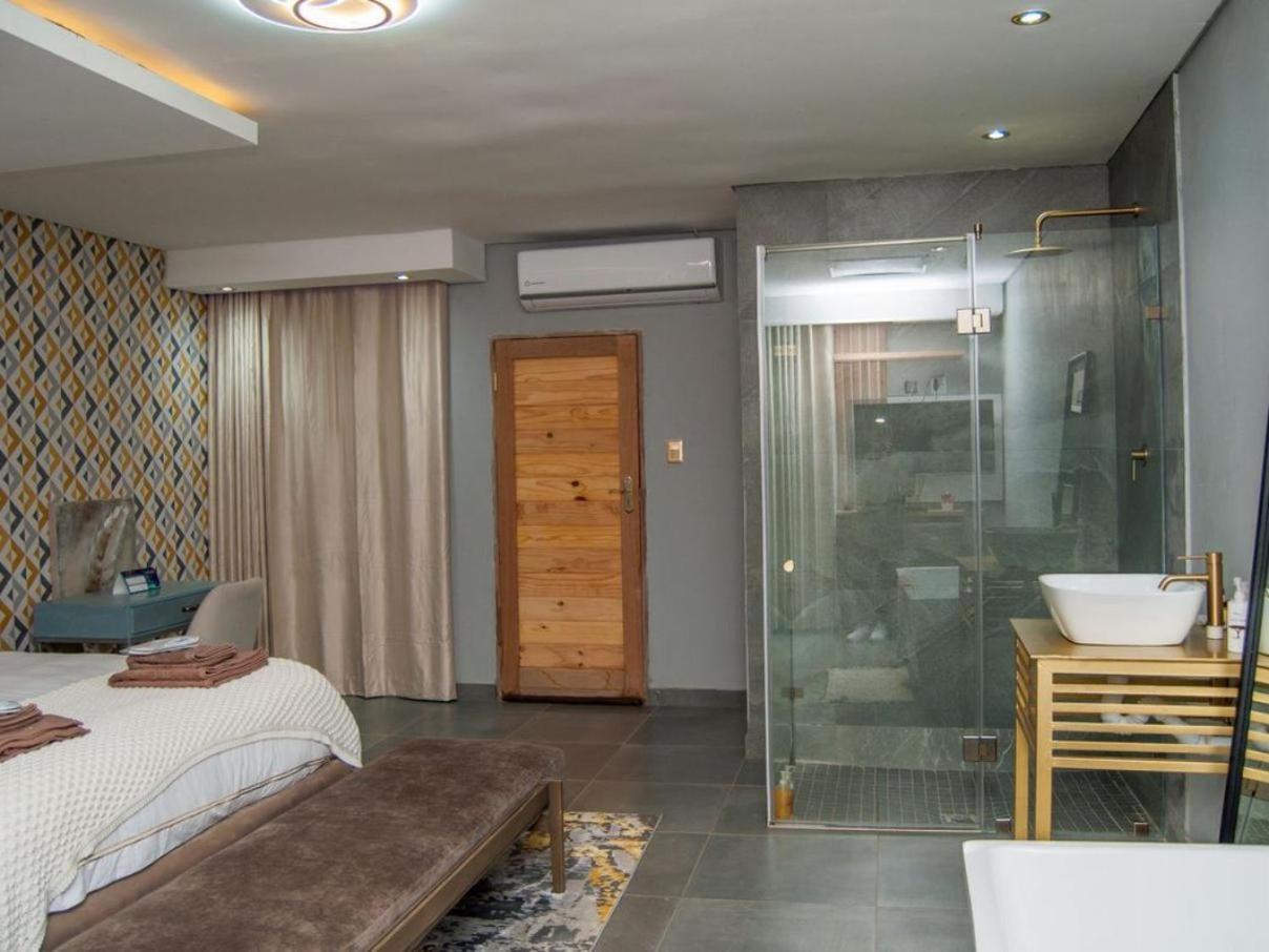 The Lux Hotel And Resorts หลุยส์ทริคาร์ดท์ ภายนอก รูปภาพ